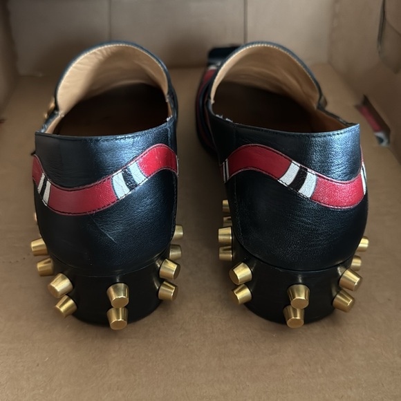 Gucci Yoko gold studded snake embellished loafers. Size 38. - Picture 11 of 12
